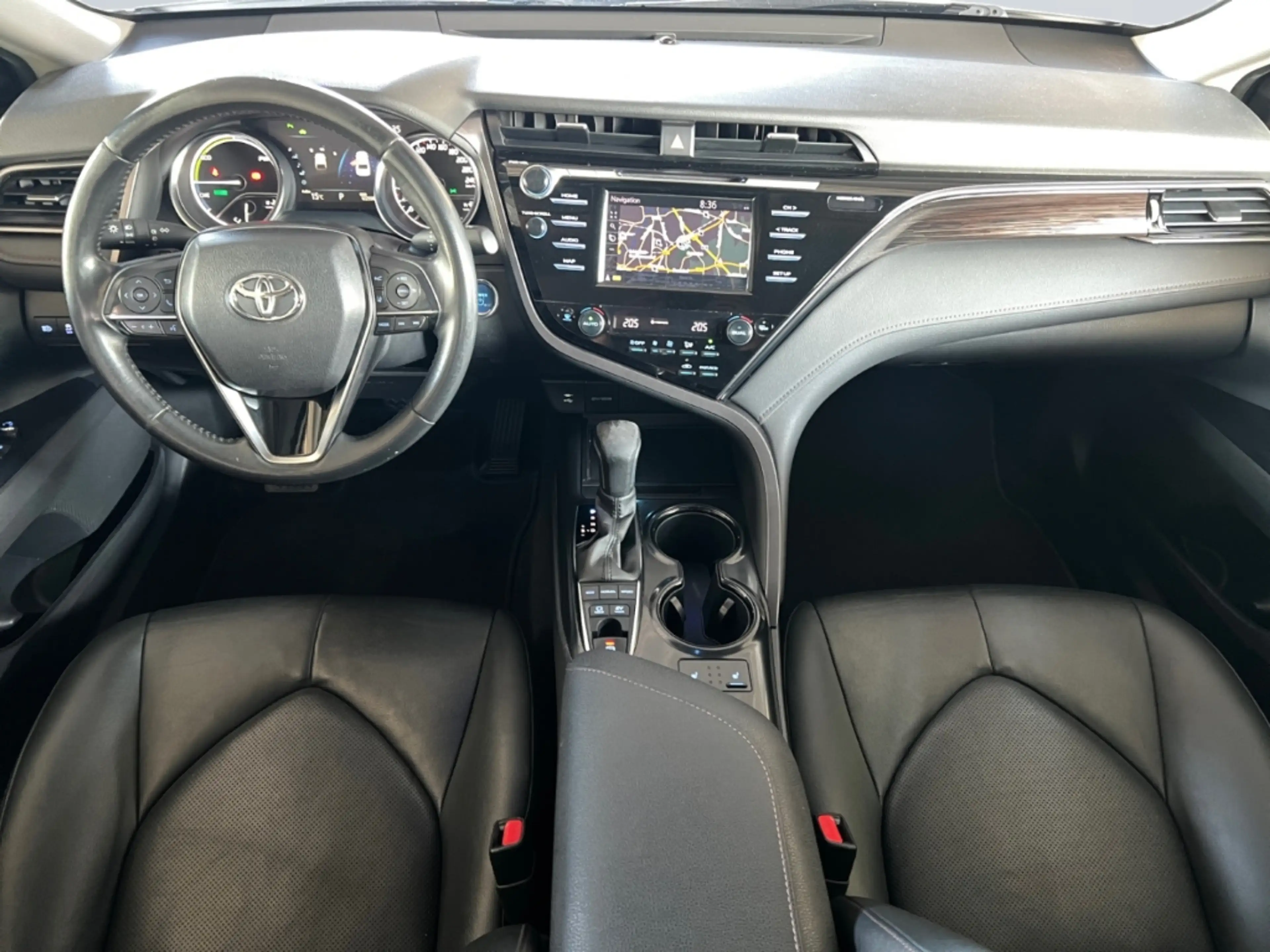 Toyota Camry Hybrid Business Edition *LED*el. Sitze*CAM* — photo 11
