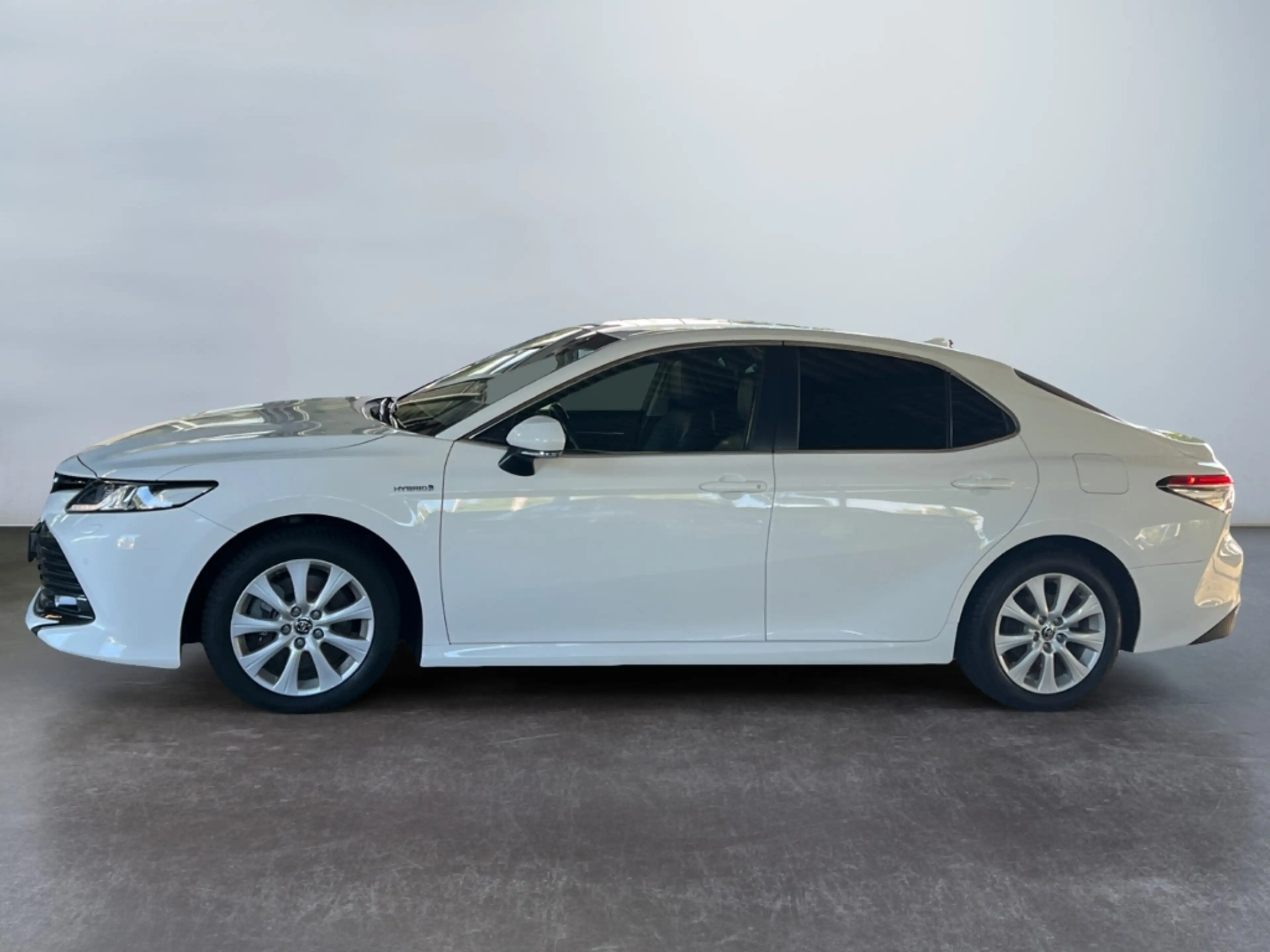 Toyota Camry Hybrid Business Edition *LED*el. Sitze*CAM* — photo 5