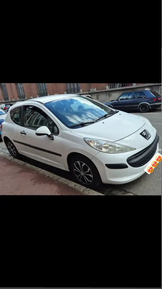 Peugeot 207 1.4 HDI 70 PACK cd