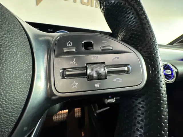 Mercedes-Benz A-Class view 13