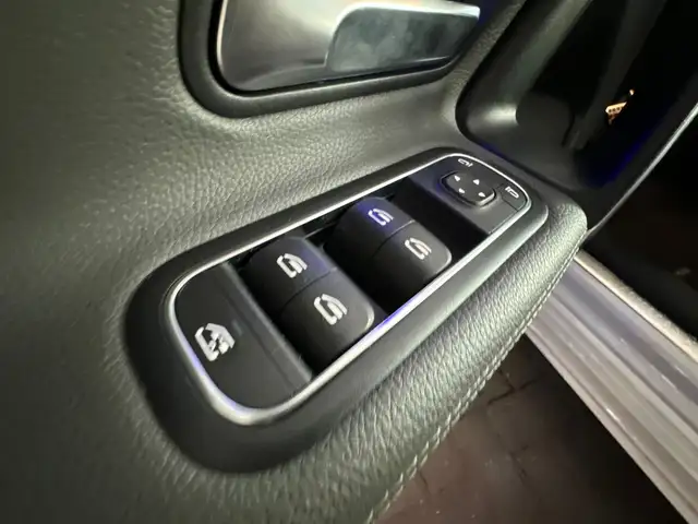 Mercedes-Benz A-Class view 14