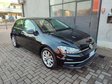 Golf VII 2017 5p 5p 1.6 tdi Executive 115cv