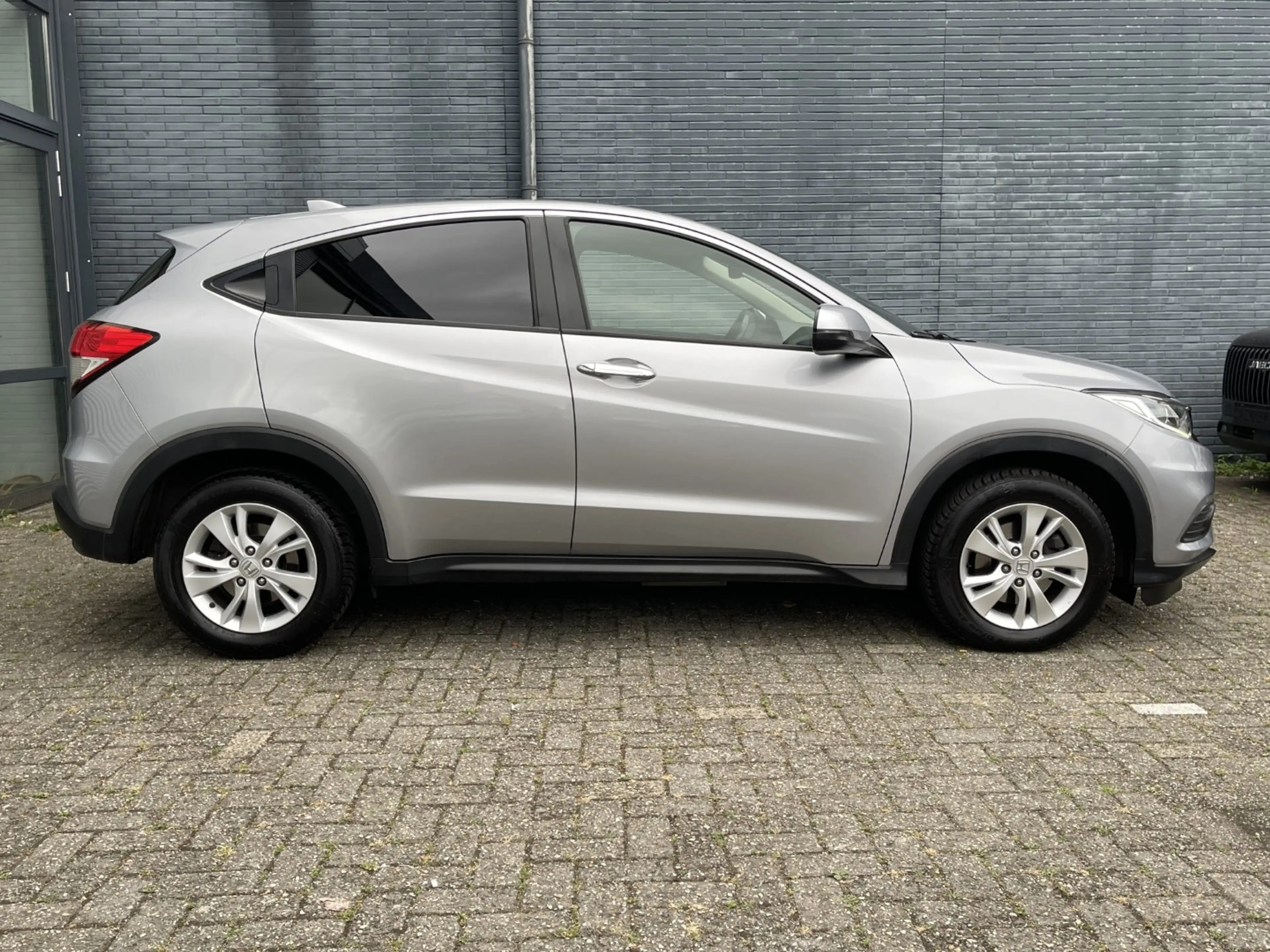 Honda HR-V 1.5 i-VTEC 130pk Automaat Elegance Facelift model — photo 3