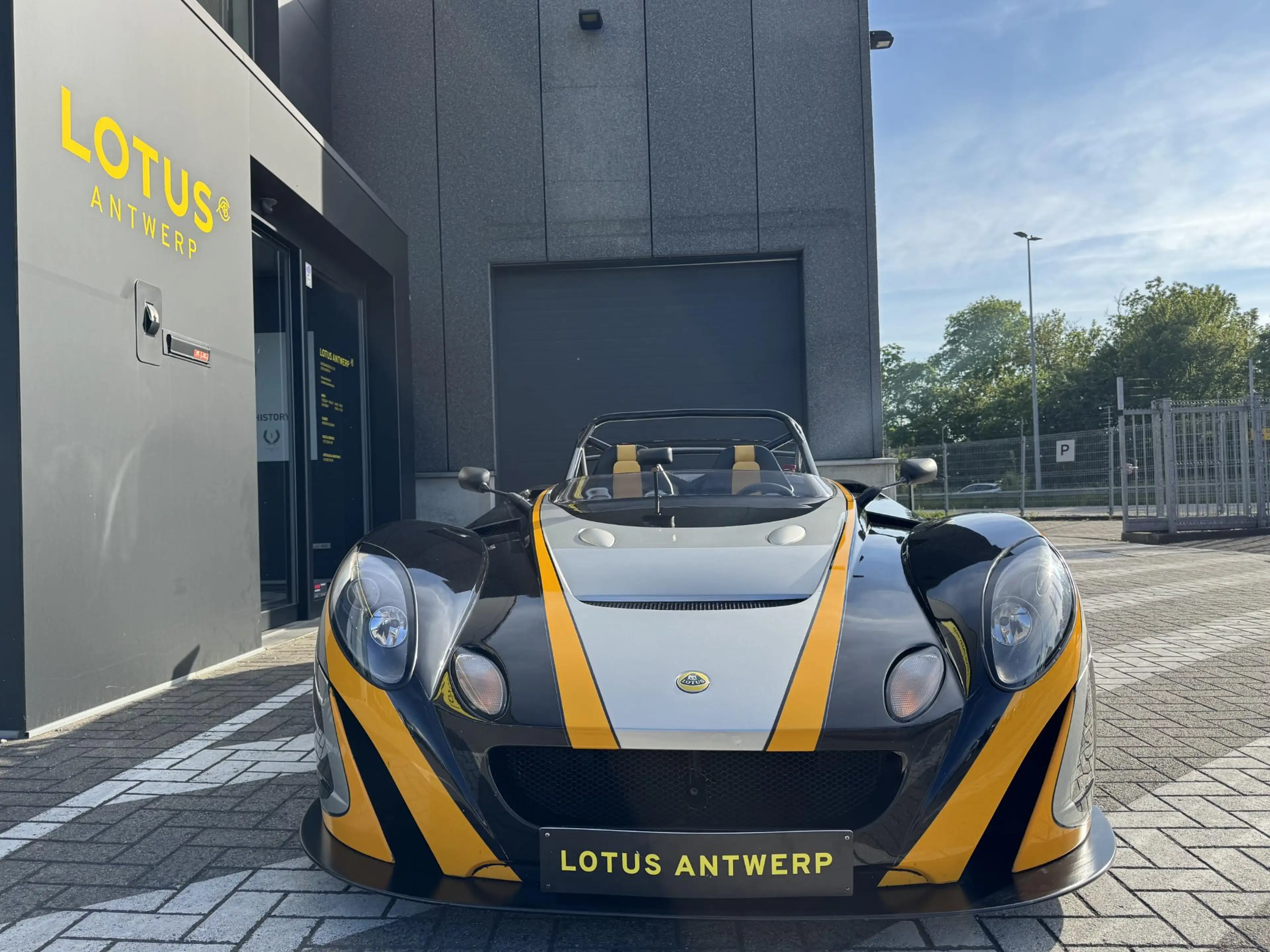 Lotus 2-Eleven 2 ELEVEN — photo 3