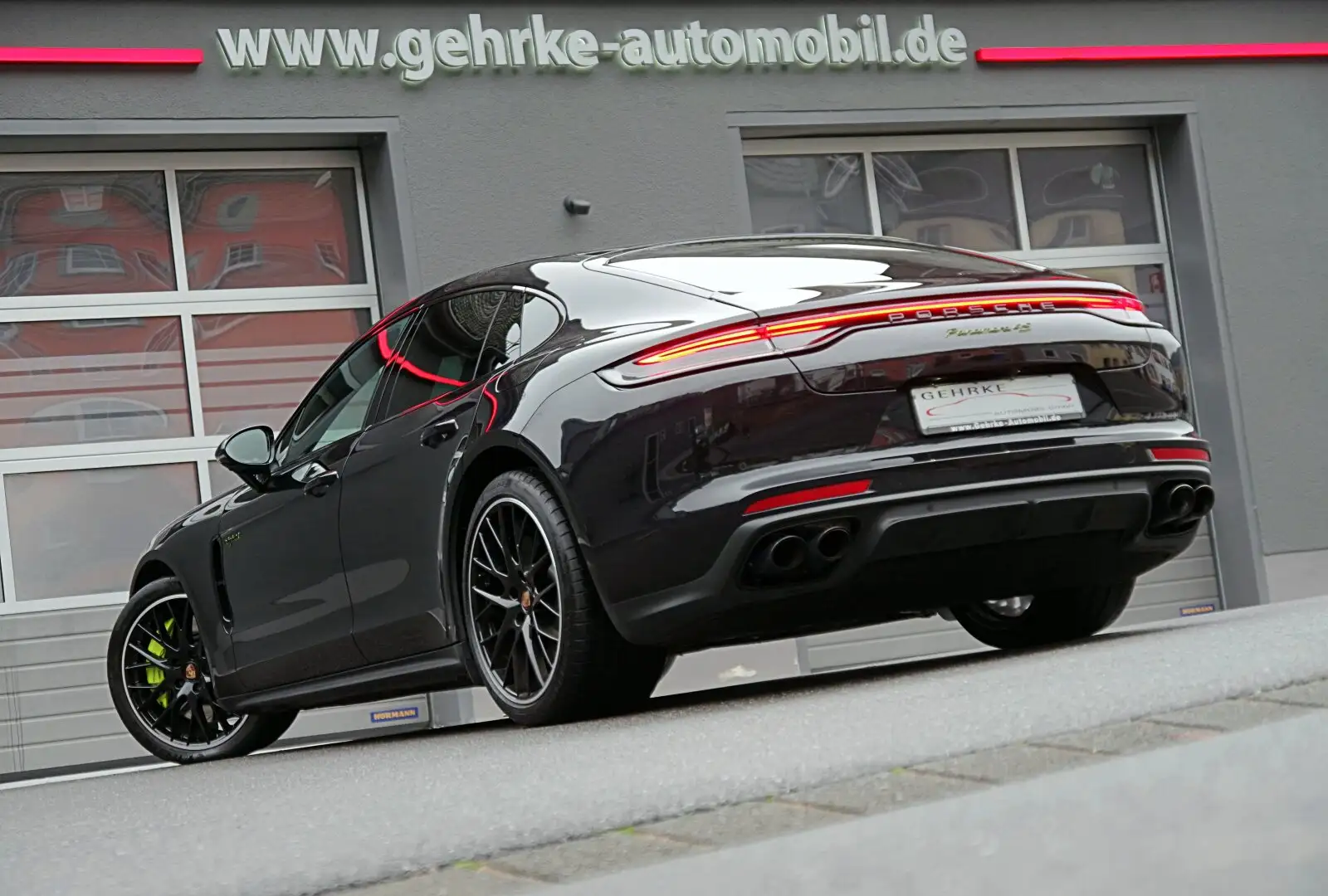 Porsche Panamera Panamera 4S E-Hybrid*InnoDri,Pano,Approved11/26* Schwarz - 2