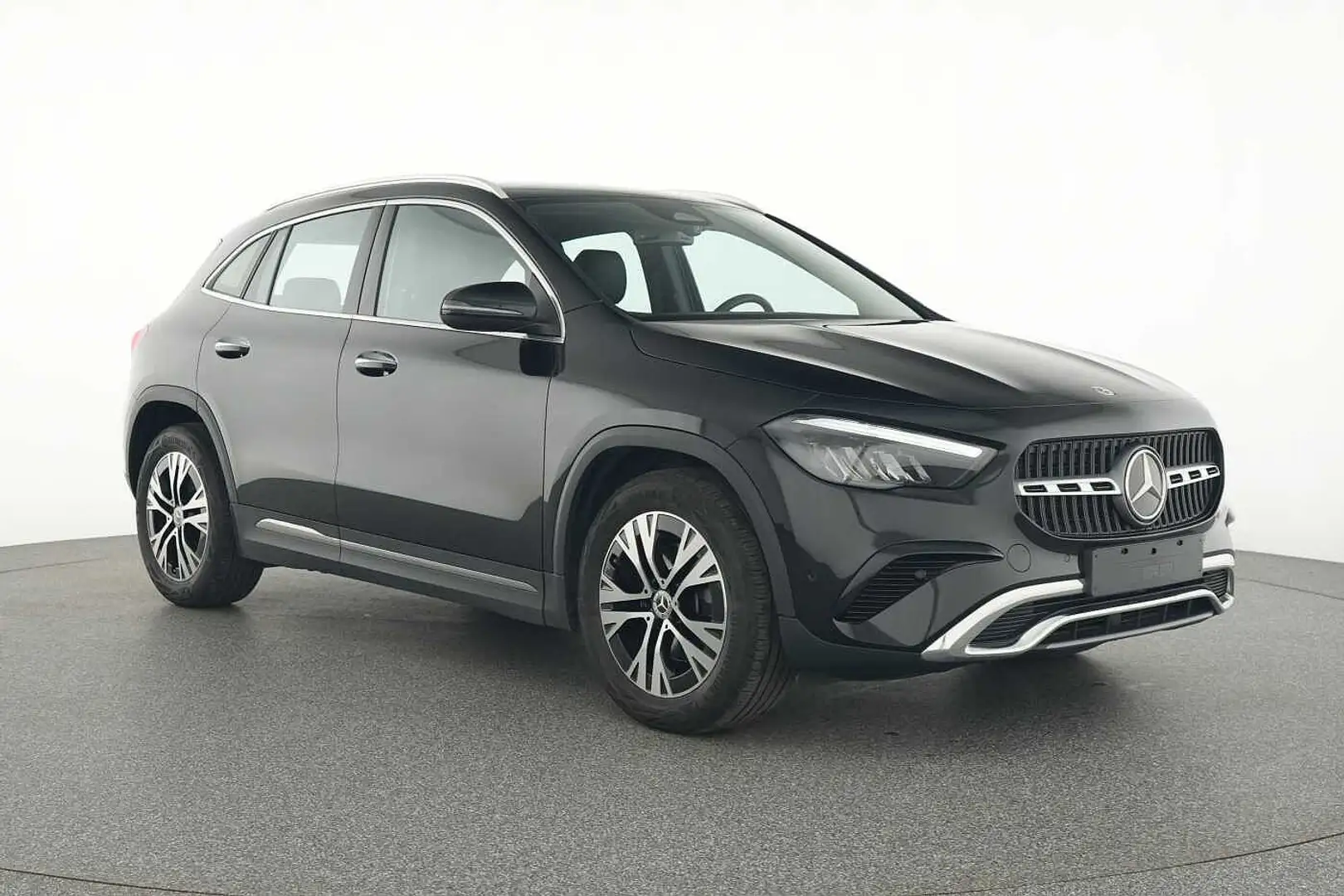 Mercedes-Benz GLA 180 d Luxury Line Noir - 2
