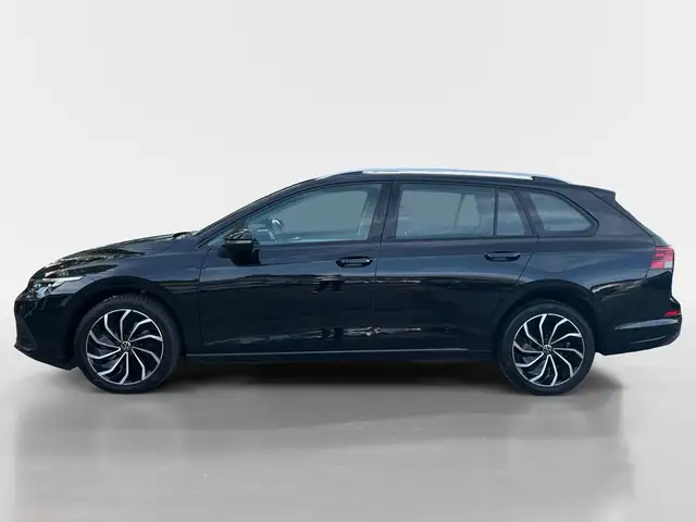 Volkswagen Golf view 3