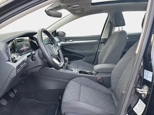 Volkswagen Golf view 8