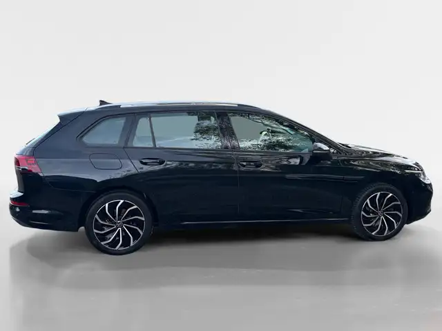 Volkswagen Golf view 6