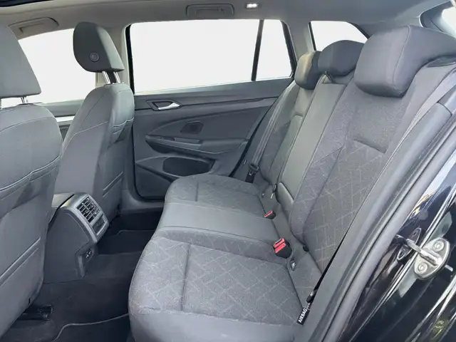 Volkswagen Golf view 10