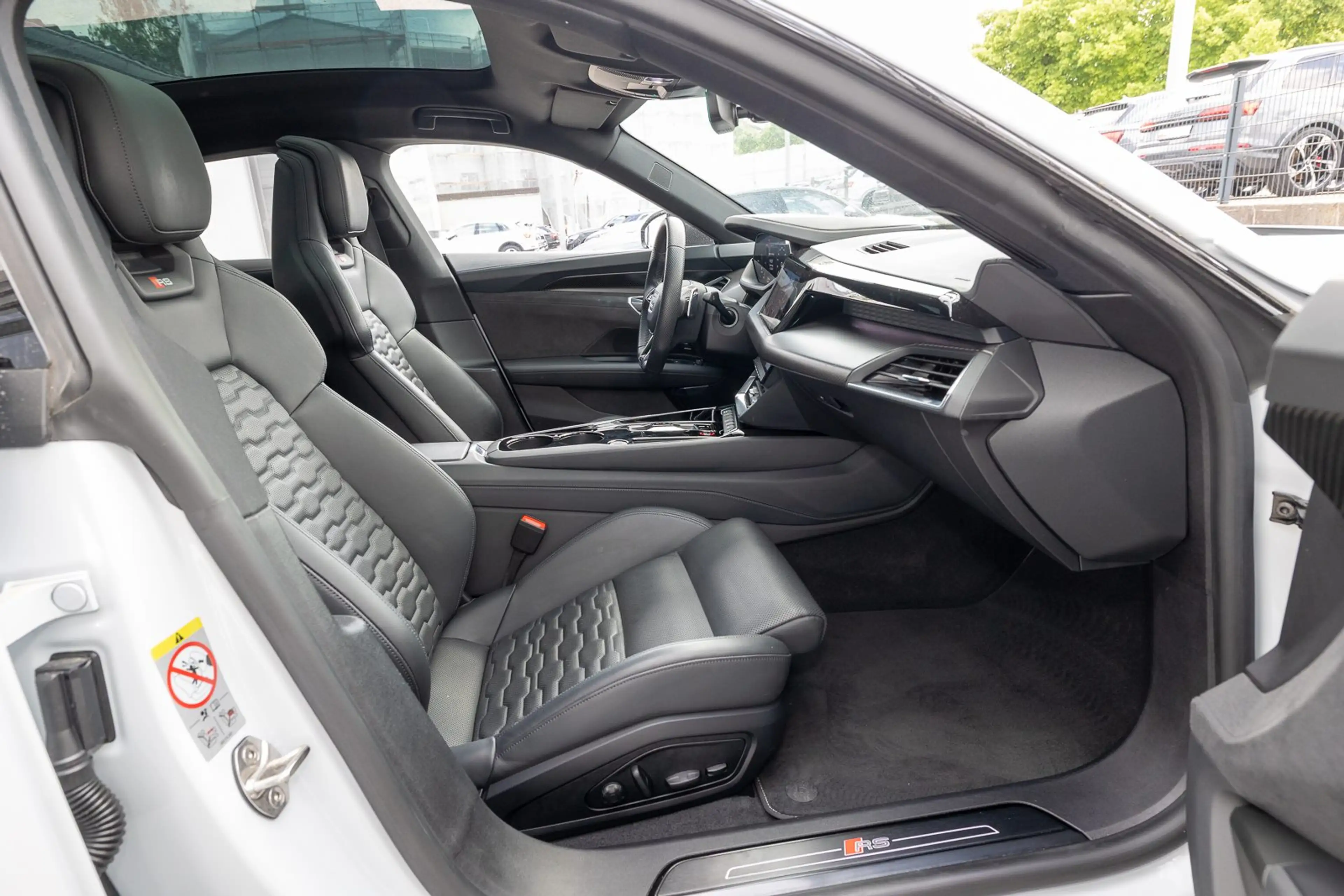 Audi e-tron GT RS (Matrix,HuD,ACC,BO,Pano,Kameras,Nach — photo 4