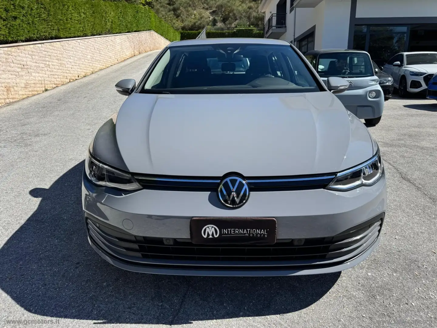 Volkswagen Golf 2.0 TDI 115 CV SCR Life Gris - 2