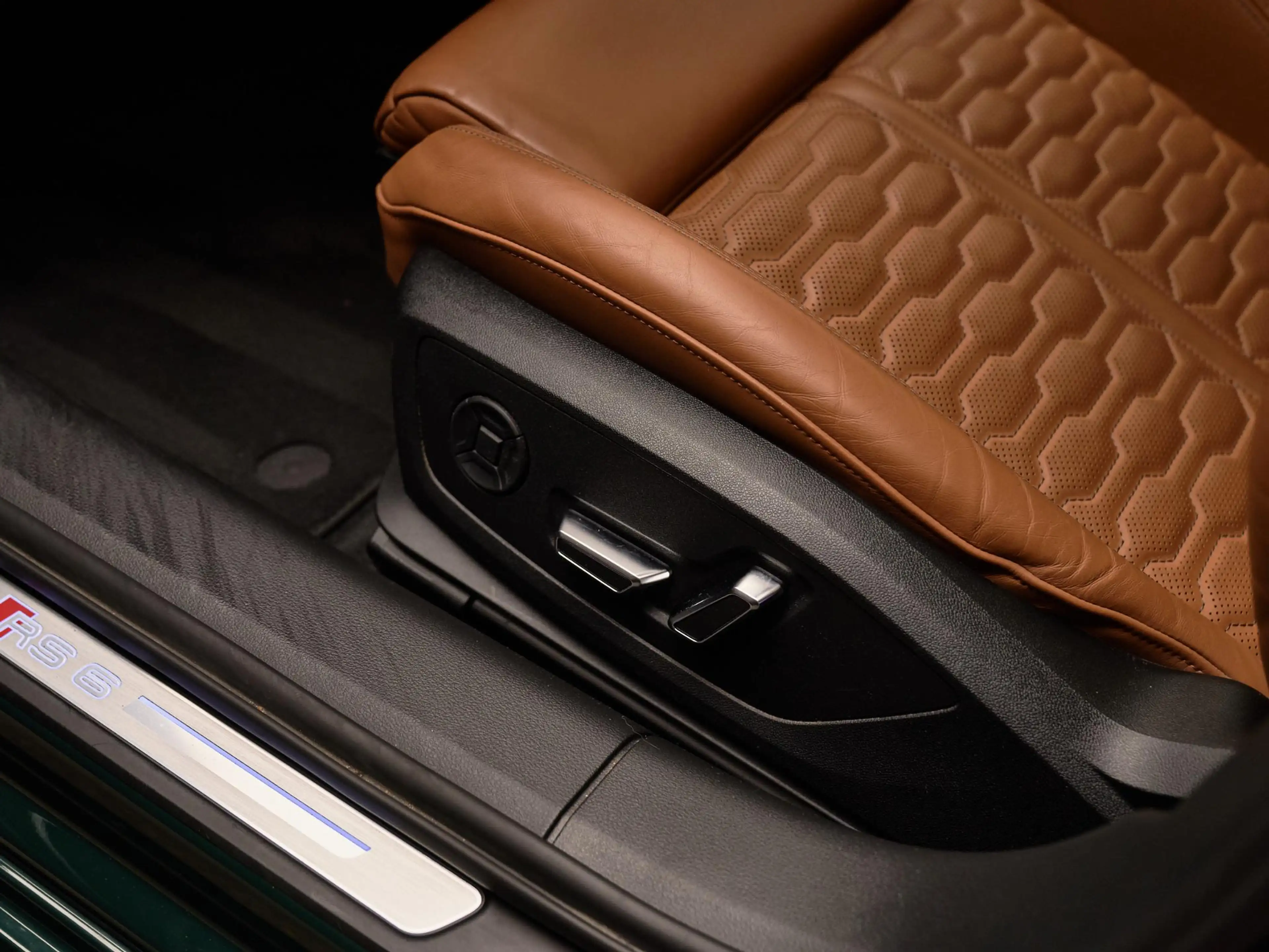Audi RS6 Avant 4.0 TFSI Quattro , Audi Exclusive, Dynamic+, — photo 10