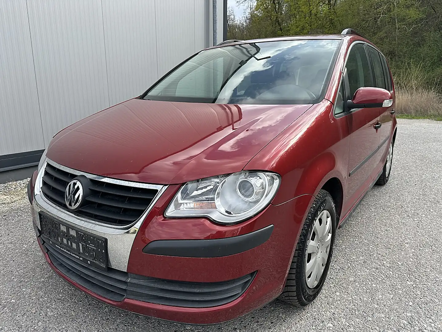 Volkswagen Touran Conceptline 1,9 TDI DPF Rot - 1