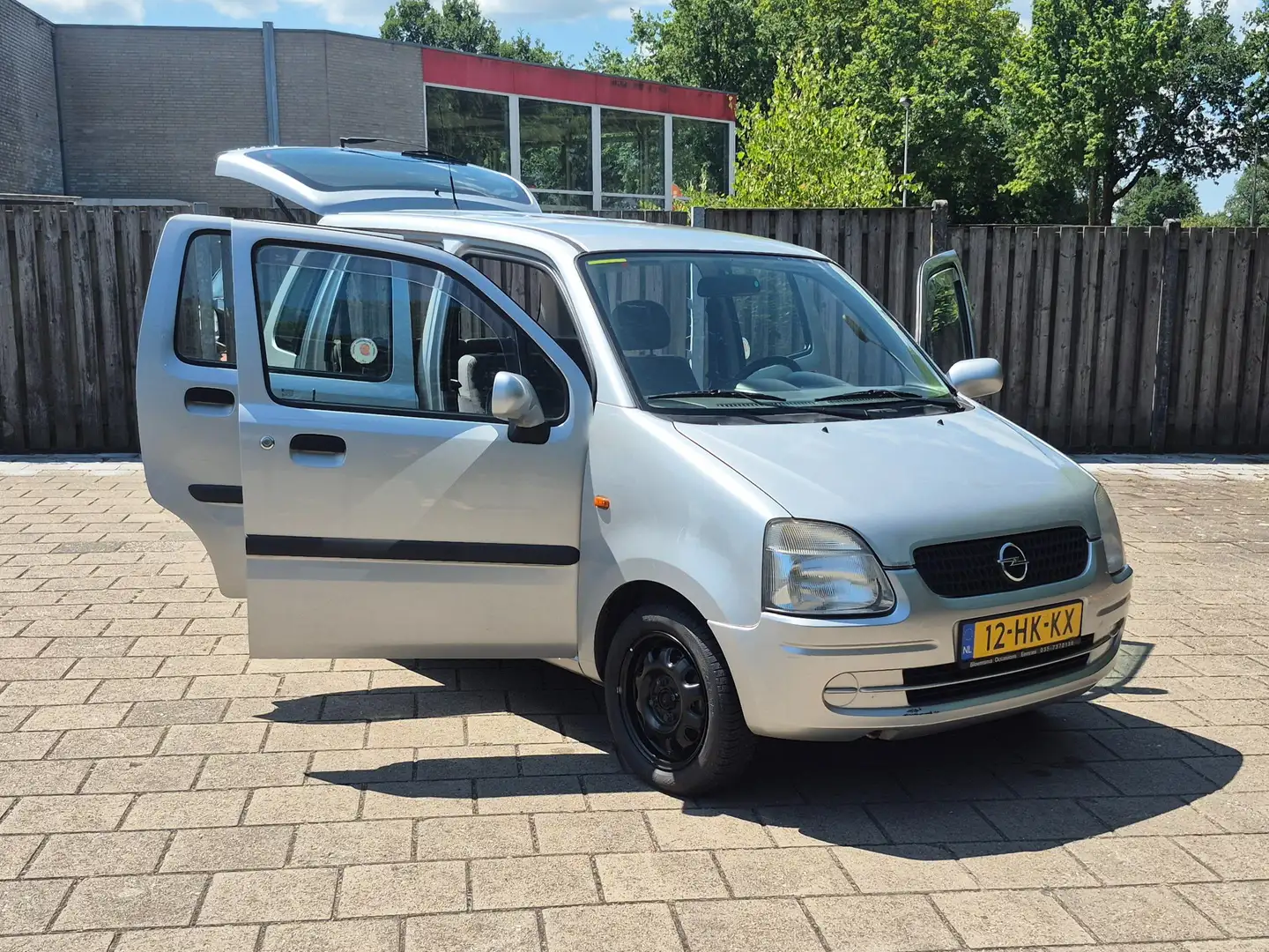 Opel Agila 1.2 Srebrny - 1