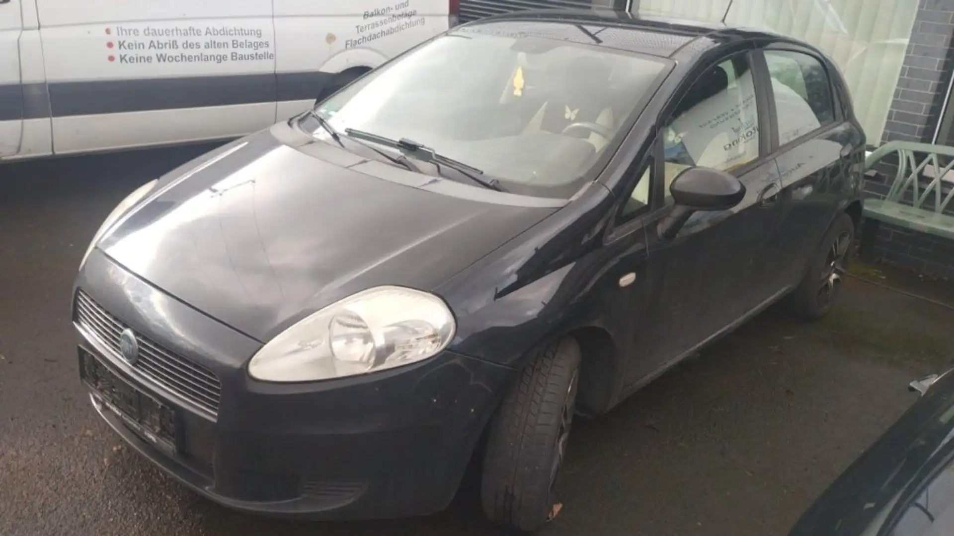 Fiat Grande Punto 1.4 8V Dynamic 01.2007- Schwarz - 2