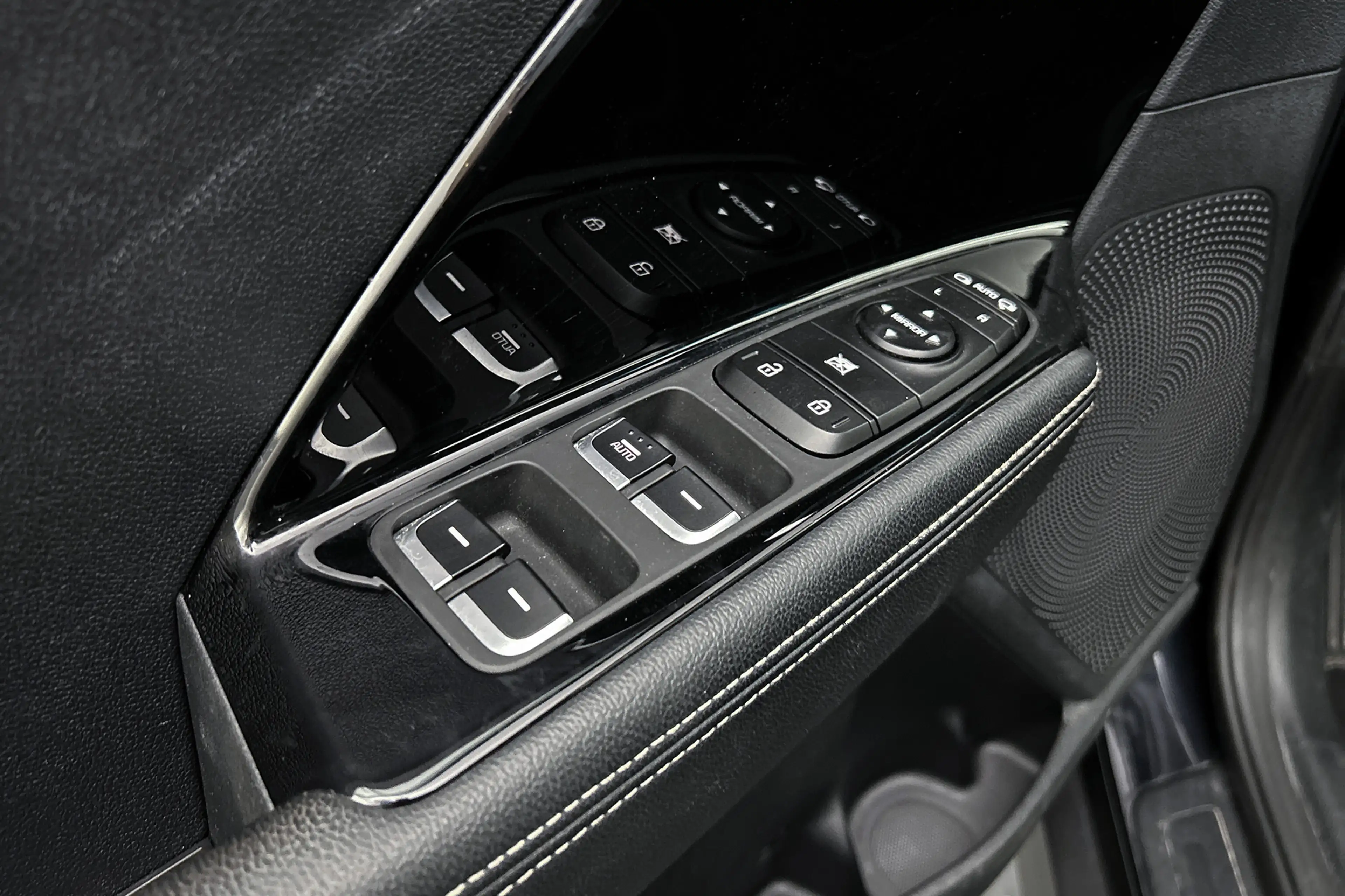 Kia e-Niro Edition 64 kWh | Stoelverwarming | Half lederen be — photo 20