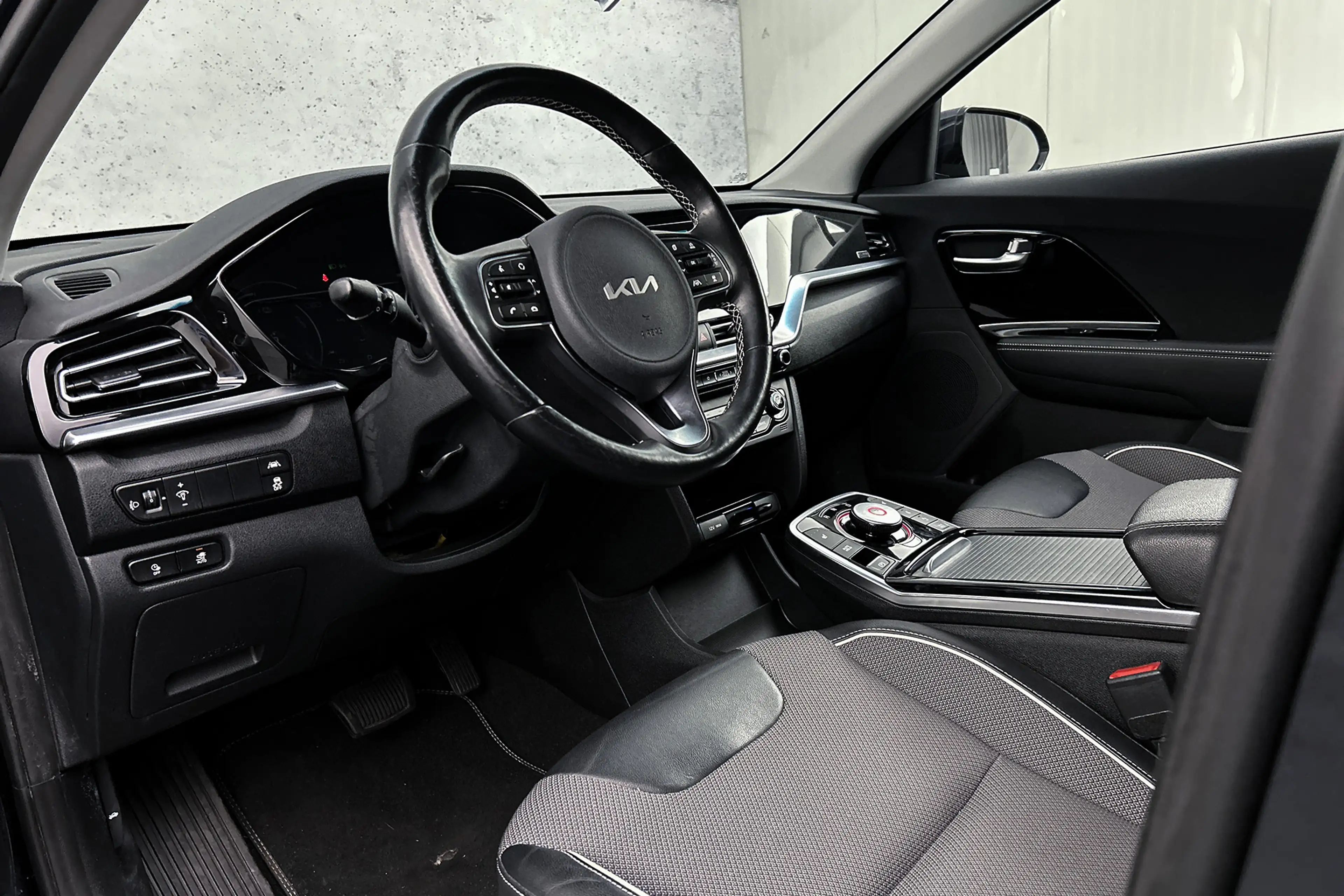 Kia e-Niro Edition 64 kWh | Stoelverwarming | Half lederen be — photo 21