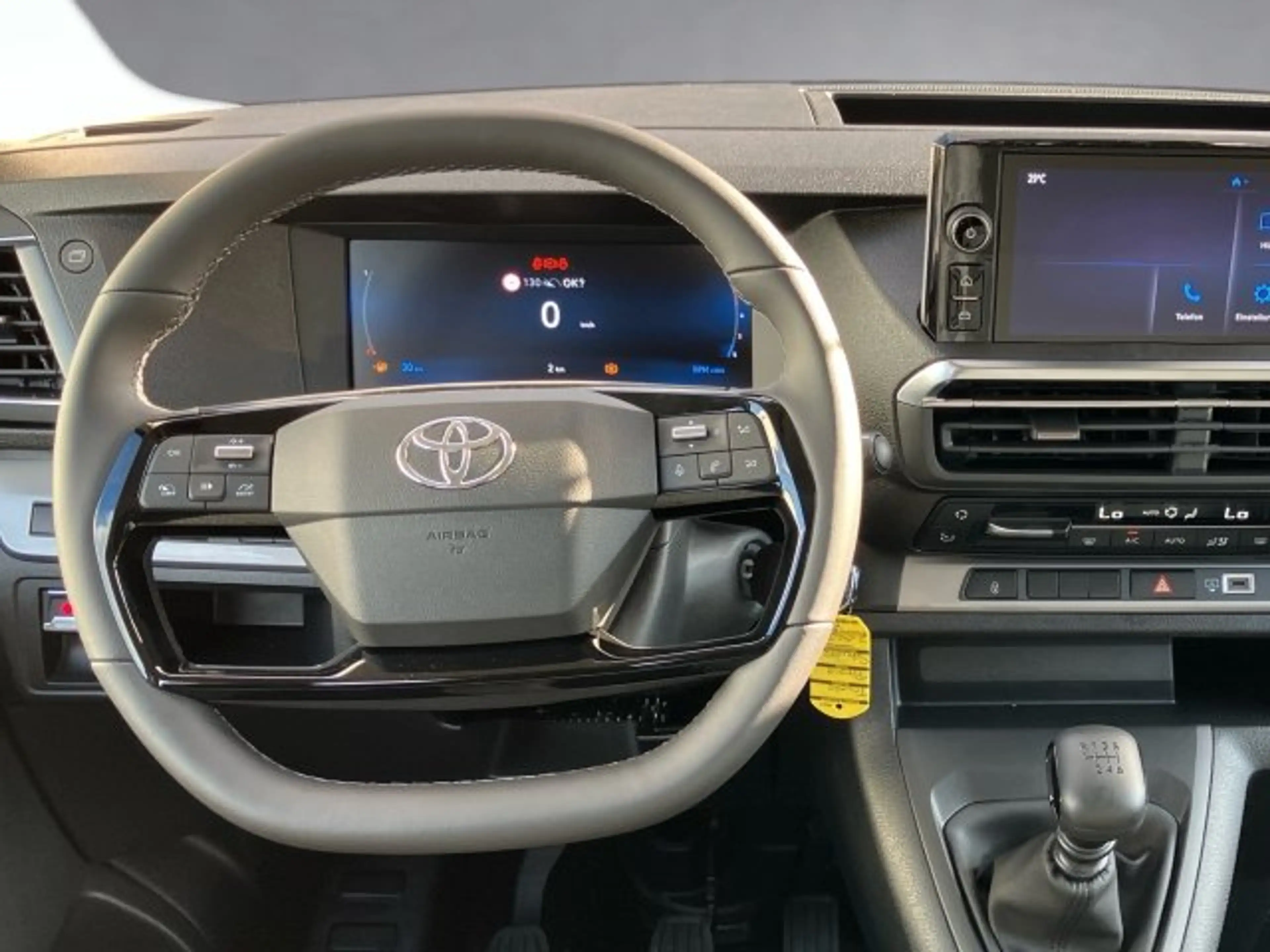 Toyota Proace P Verso 2.2L D150 Active L2 MT — photo 10