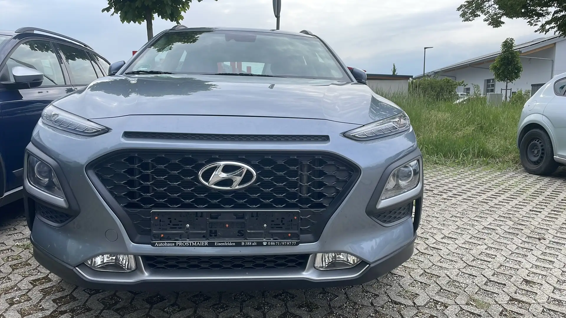Hyundai KONA 1.0 T-GDI Style Grau - 1