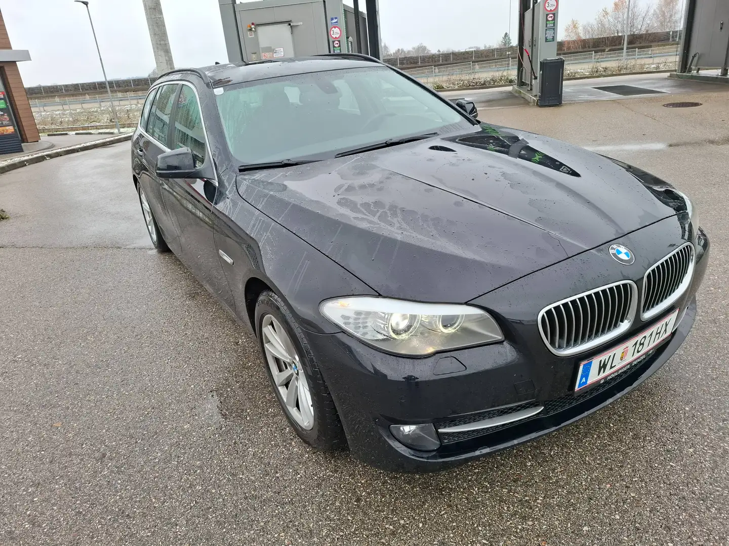 BMW 520 d, Ö-Paket, Klimatronik, MF-Lenkrad, Tempo, Alu Schwarz - 2