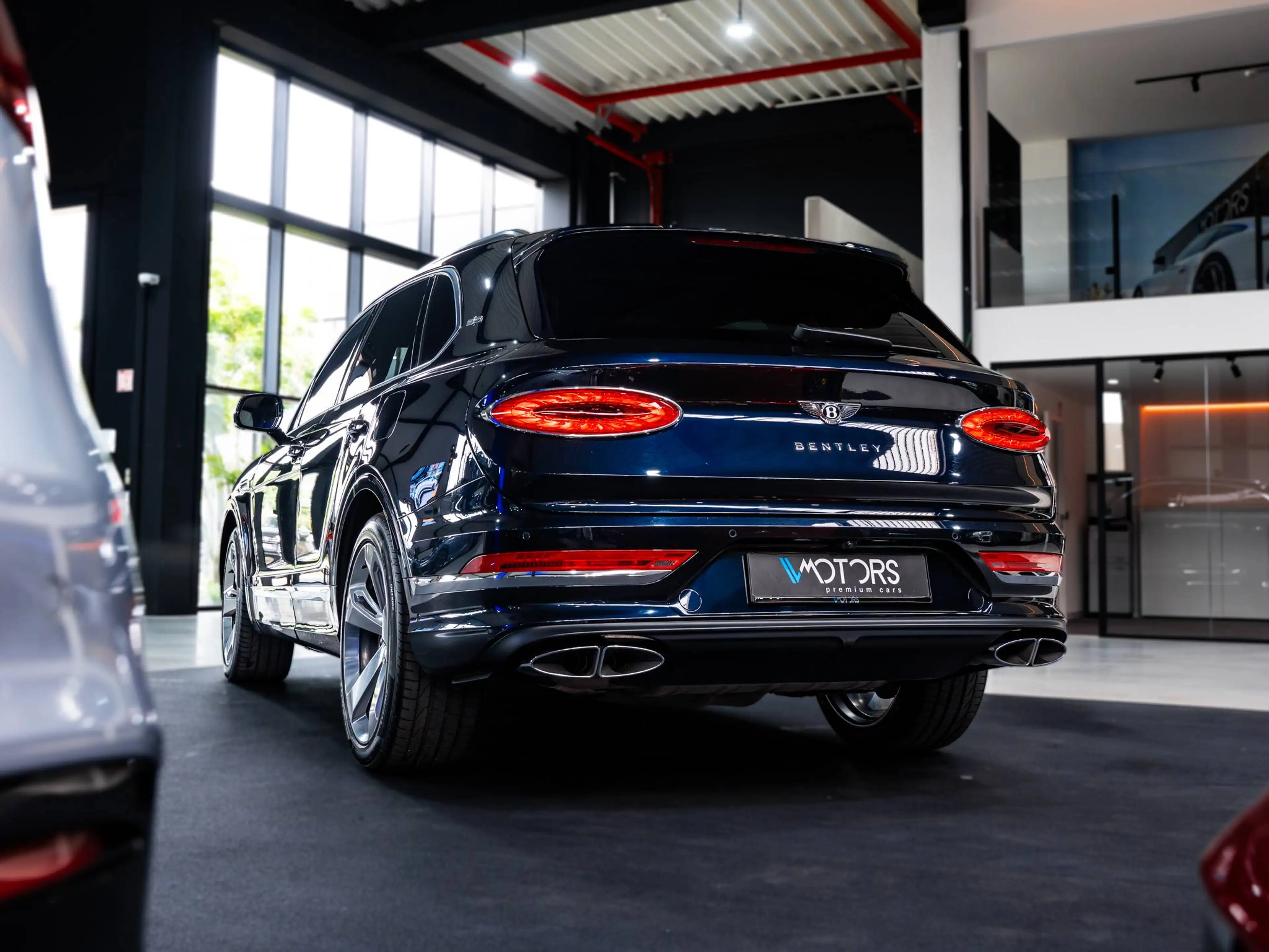 Bentley Bentayga 3.0 Turbo V6 PHEV - First Edition - Massage - Pano - Naim - HUD - ACC - 360° - Memory seats — photo 3
