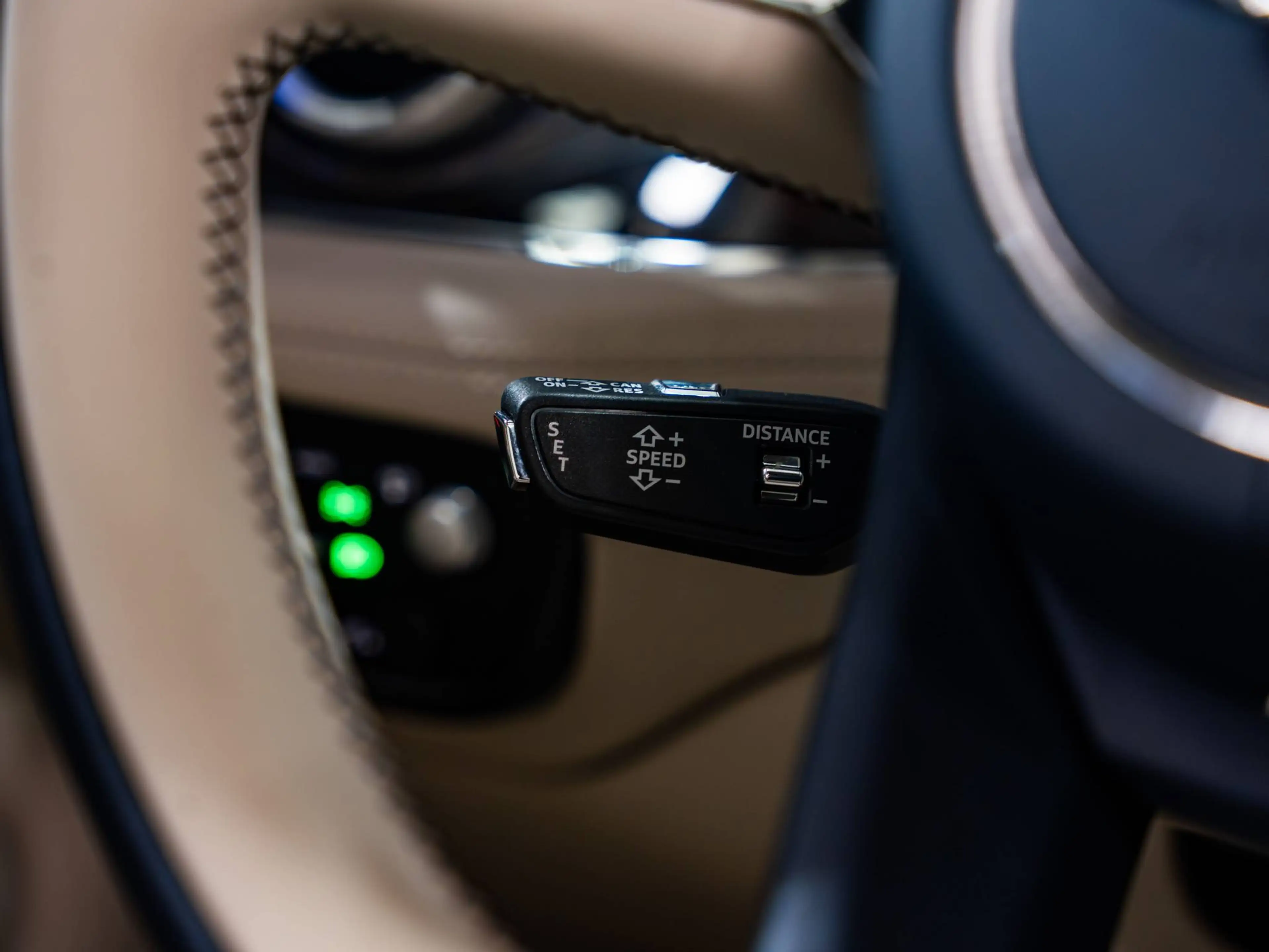 Bentley Bentayga 3.0 Turbo V6 PHEV - First Edition - Massage - Pano - Naim - HUD - ACC - 360° - Memory seats — photo 10