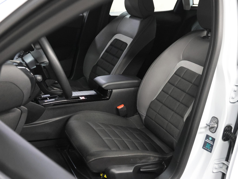 Citroen C4 1.2 Hybrid 136PK Plus | 1ste Eigenaar | Cruise Con — photo 12