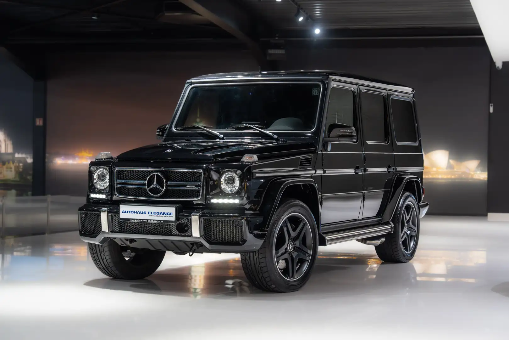 Mercedes-Benz G 63 AMG *H/K*DESIGNO-HOLZ*PANO*KAMERA*LEDER*AHK Noir - 1