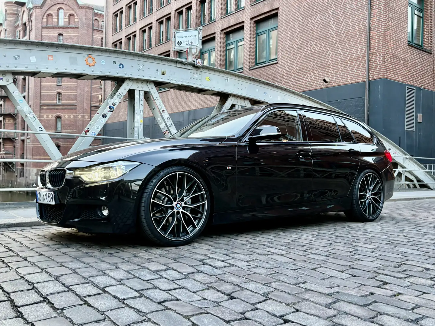 BMW 335 335d Touring xDrive | M Sport | Individual | 20Zol Schwarz - 1
