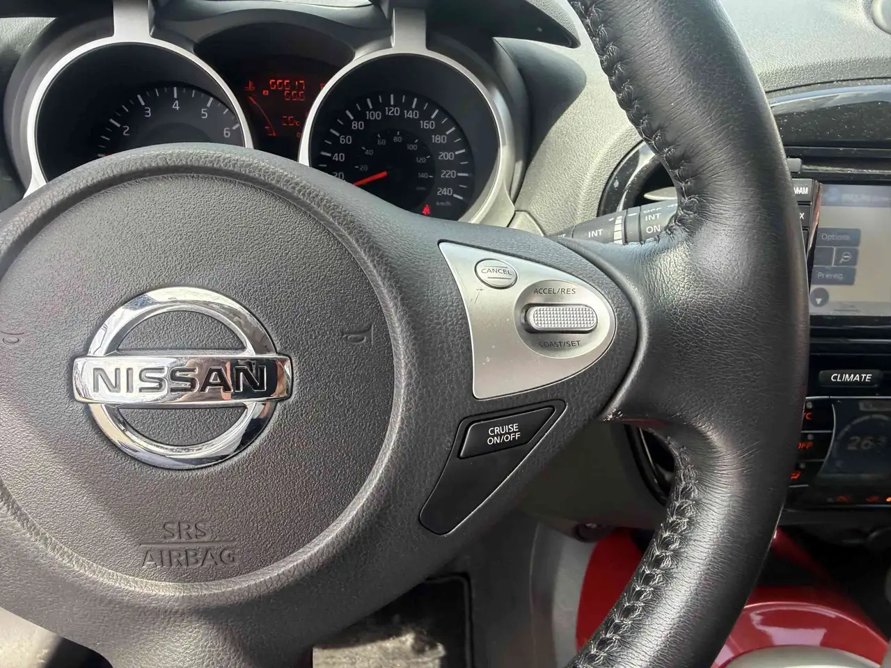 Nissan Juke снимка Nissan Juke