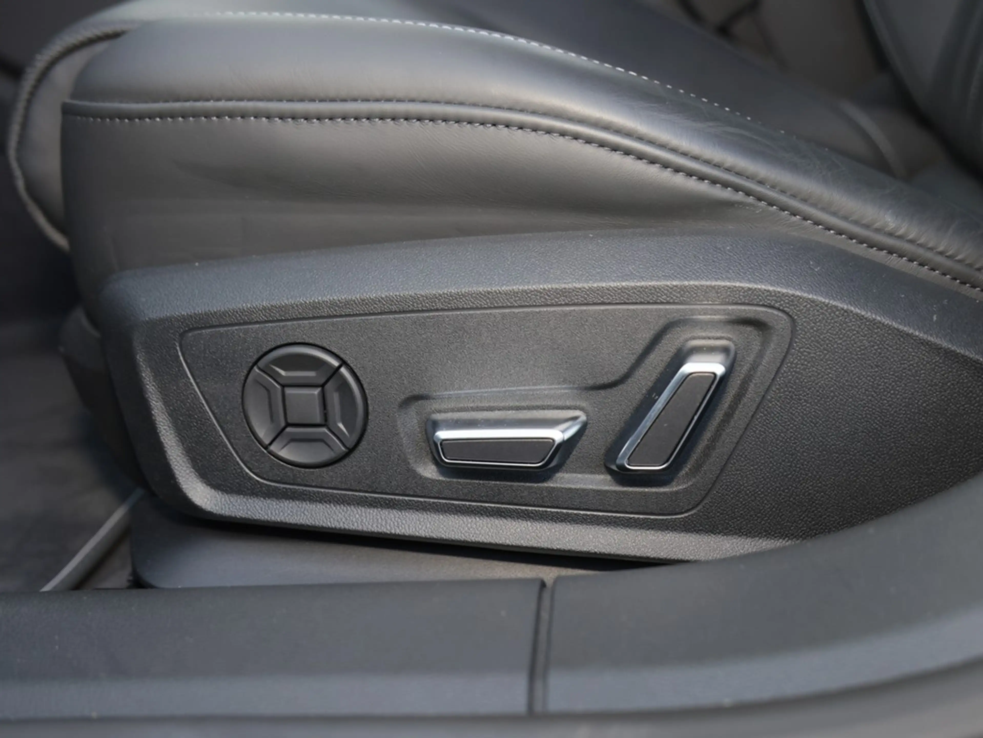 Audi A7 Sportback 50 TFSI e — photo 8