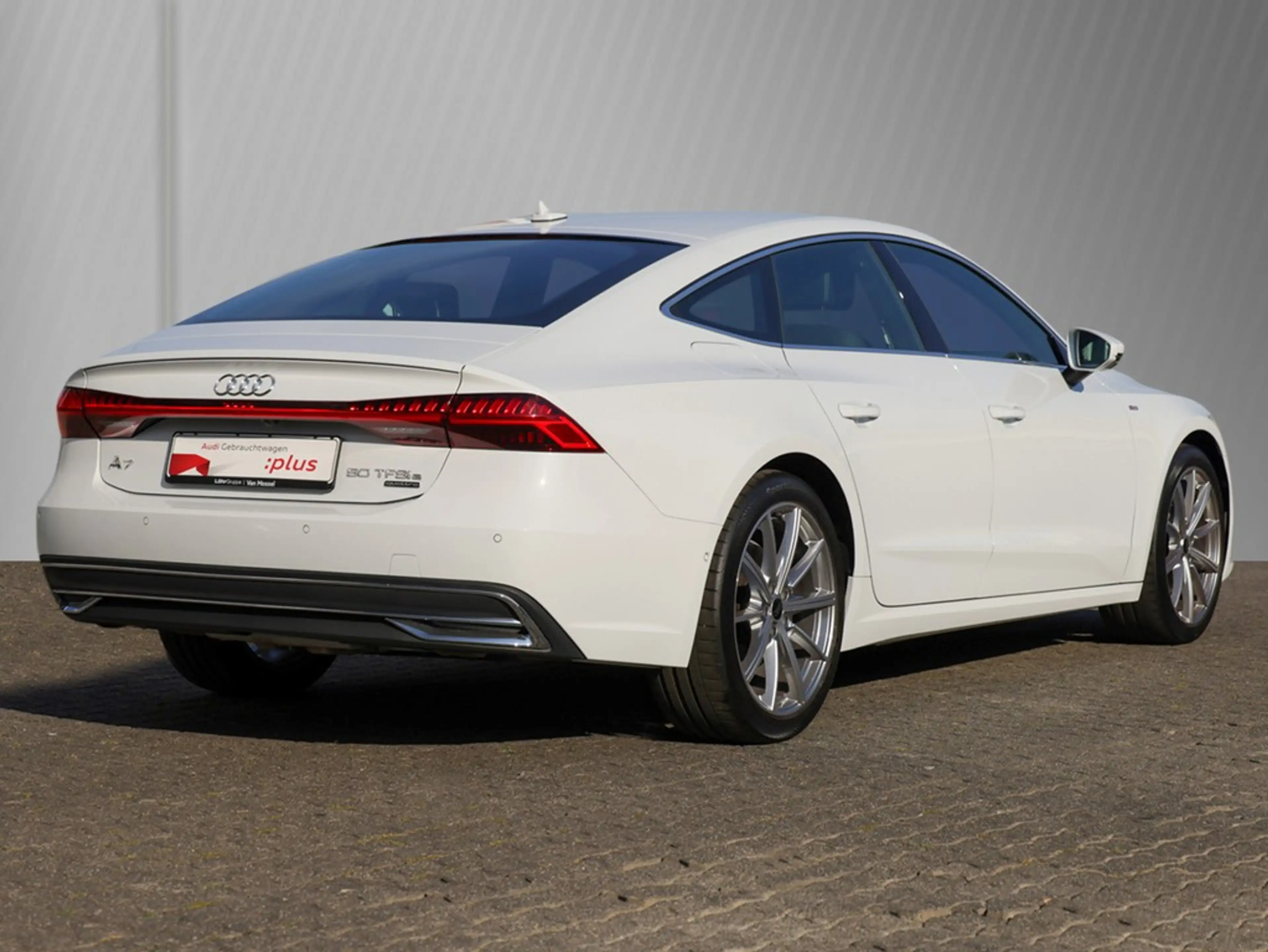 Audi A7 Sportback 50 TFSI e — photo 4
