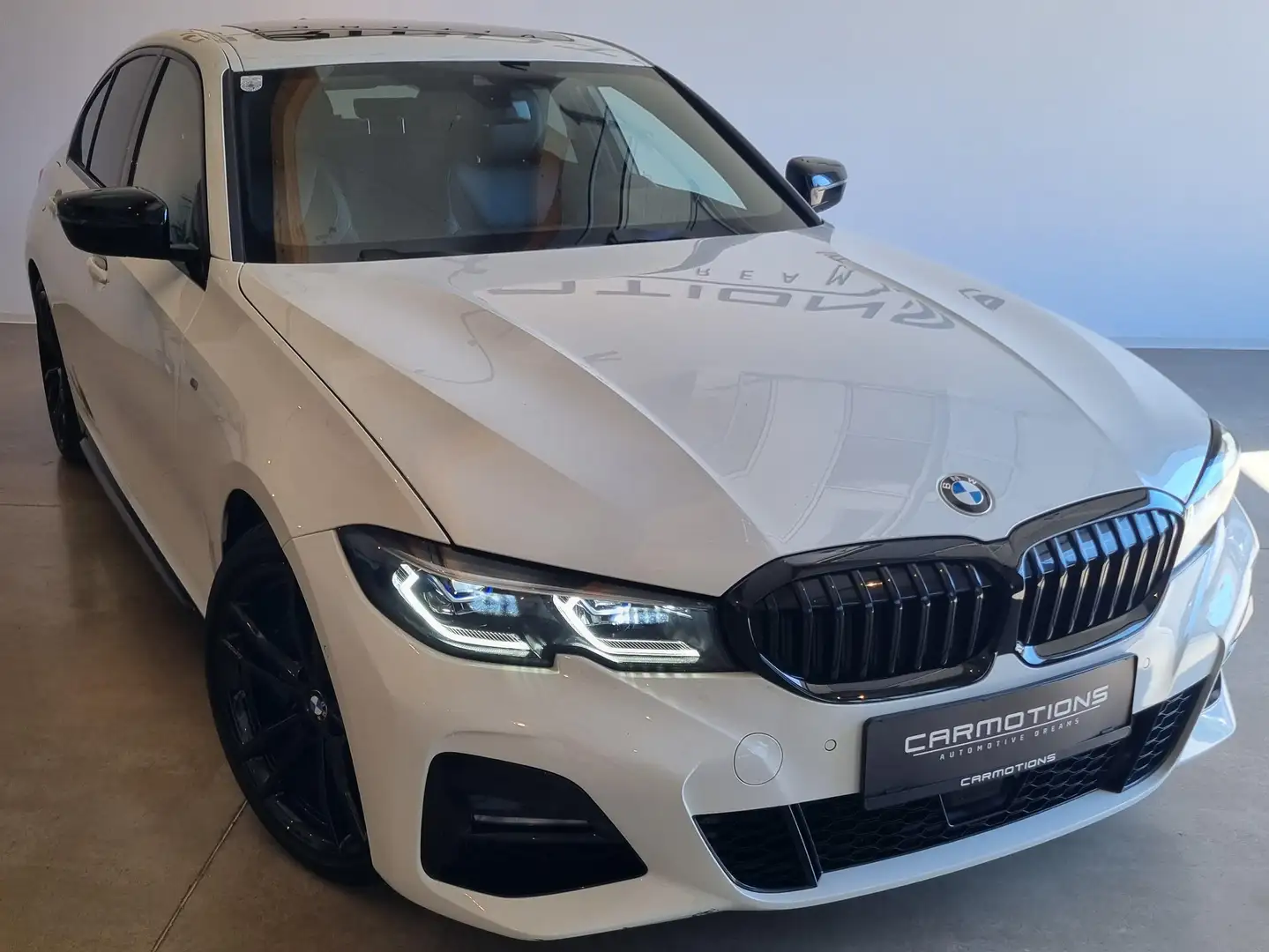 BMW 330 330d xDrive M Sport I LED I Ambiente I Standheiz. Weiß - 1