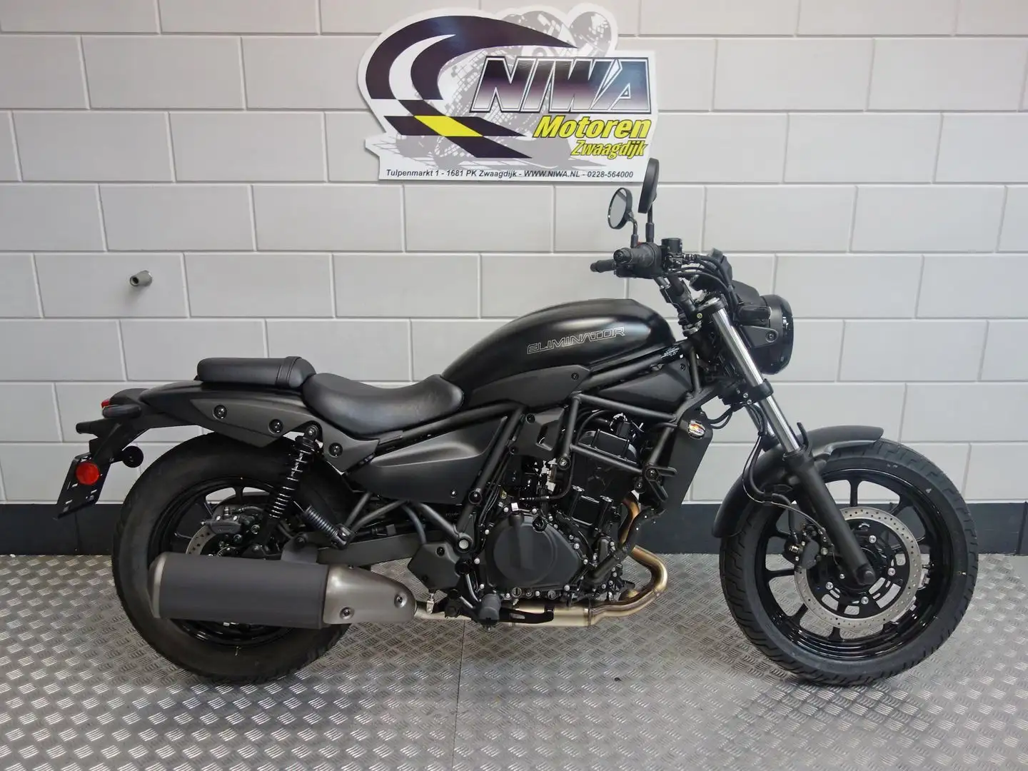 Kawasaki Eliminator 500 Zwart - 1