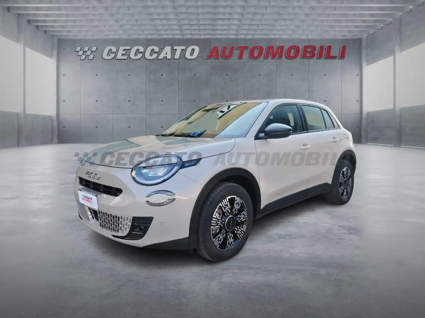Fiat 600 600 1.2 hybrid 145cv auto Beige - 1