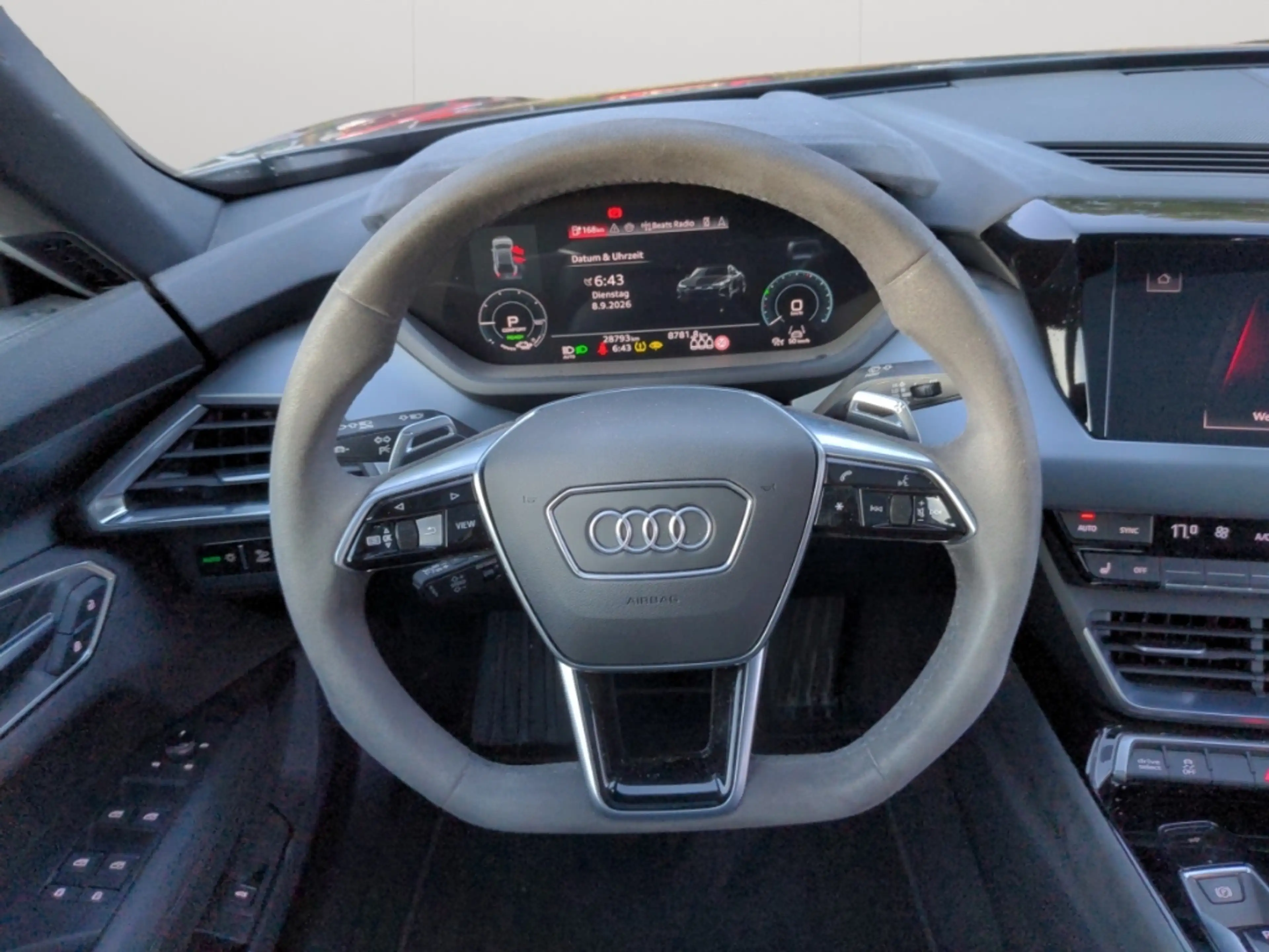 Audi e-tron GT quattro 93kWh Matrix Navi HUD SHZ Umgebungskameras — photo 9