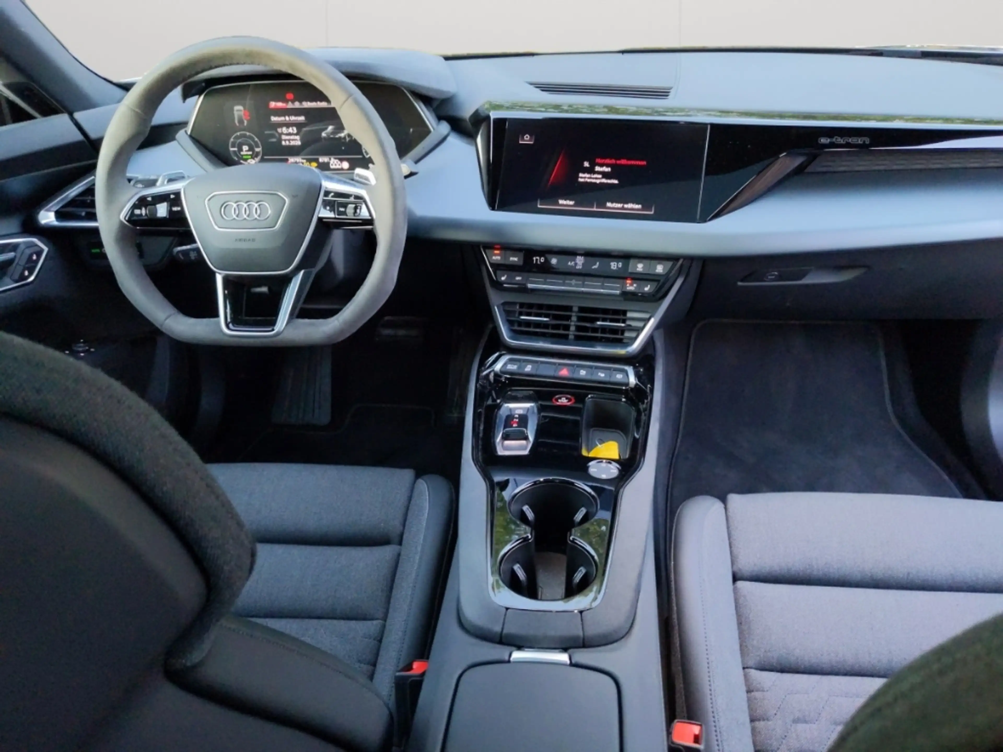 Audi e-tron GT quattro 93kWh Matrix Navi HUD SHZ Umgebungskameras — photo 8