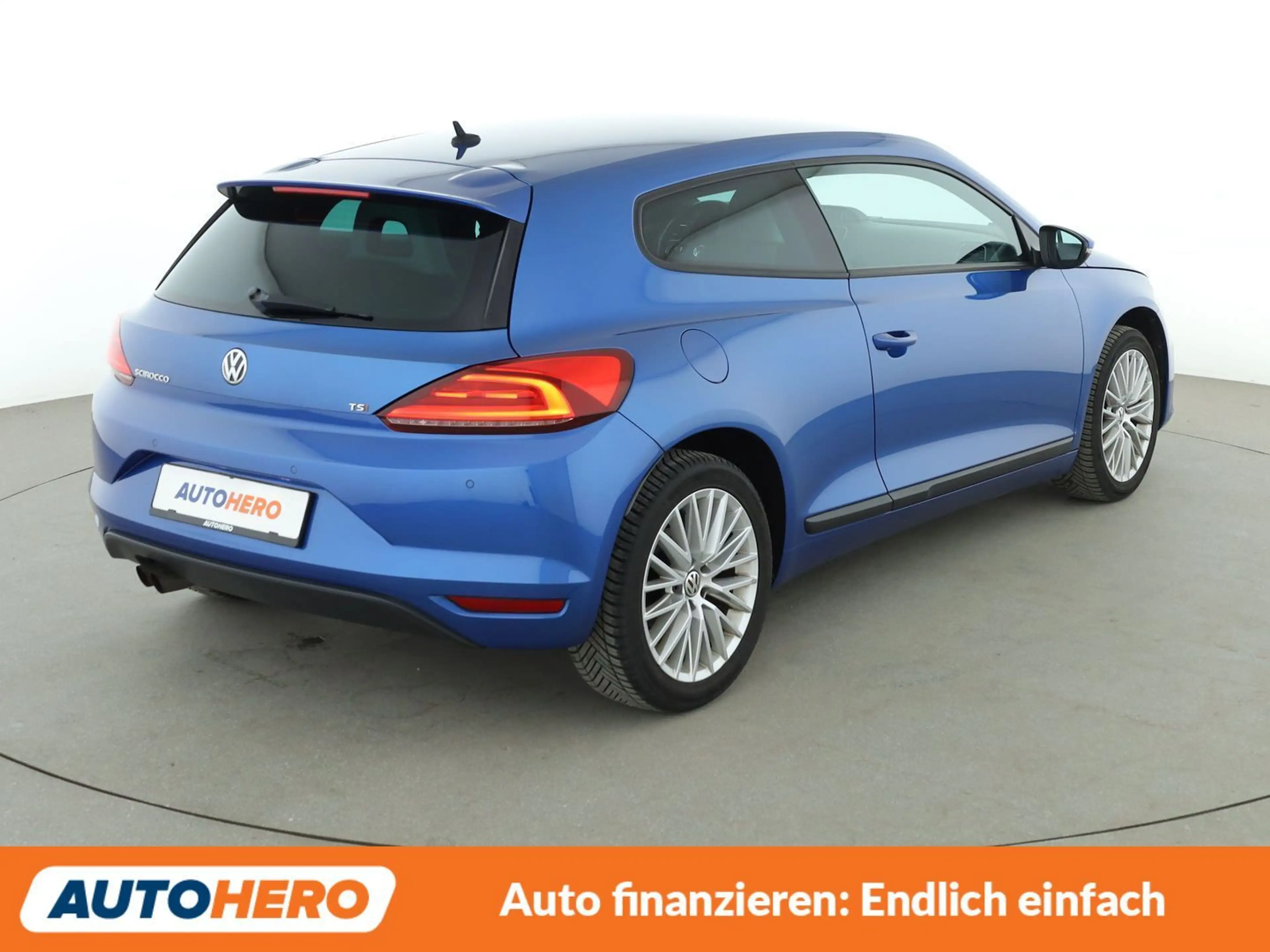 Volkswagen Scirocco 1.4 TSI BM*XENON*TEMPO*PDC*SHZ* — photo 6