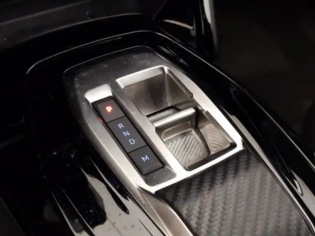 Peugeot 2008 view 13