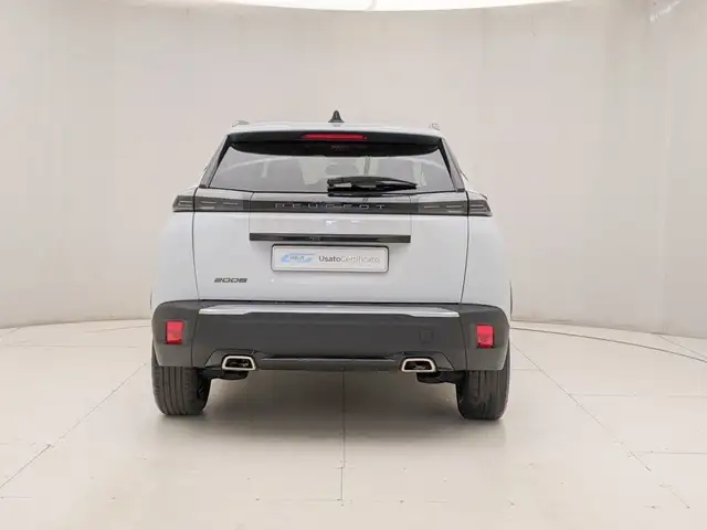 Peugeot 2008 view 5