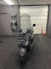 AGM Snorscooter VX50 DONDERDAG 11-12 ZIJN WIJ GEOP