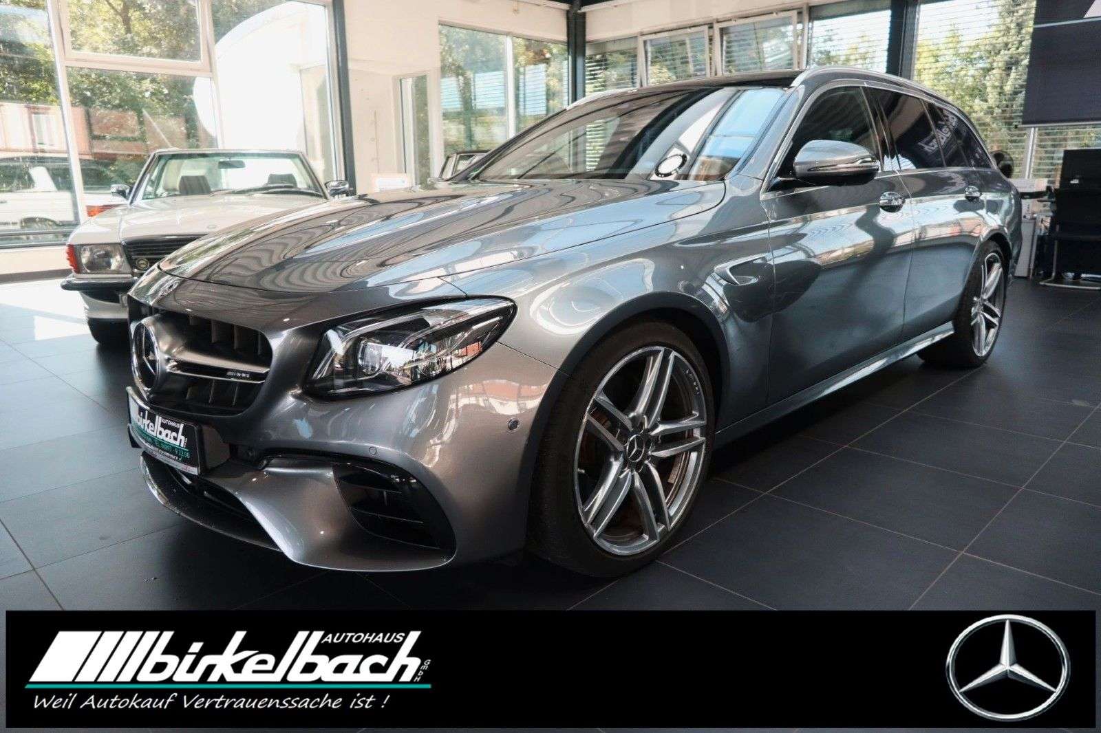 Mercedes-Benz E 63 AMG