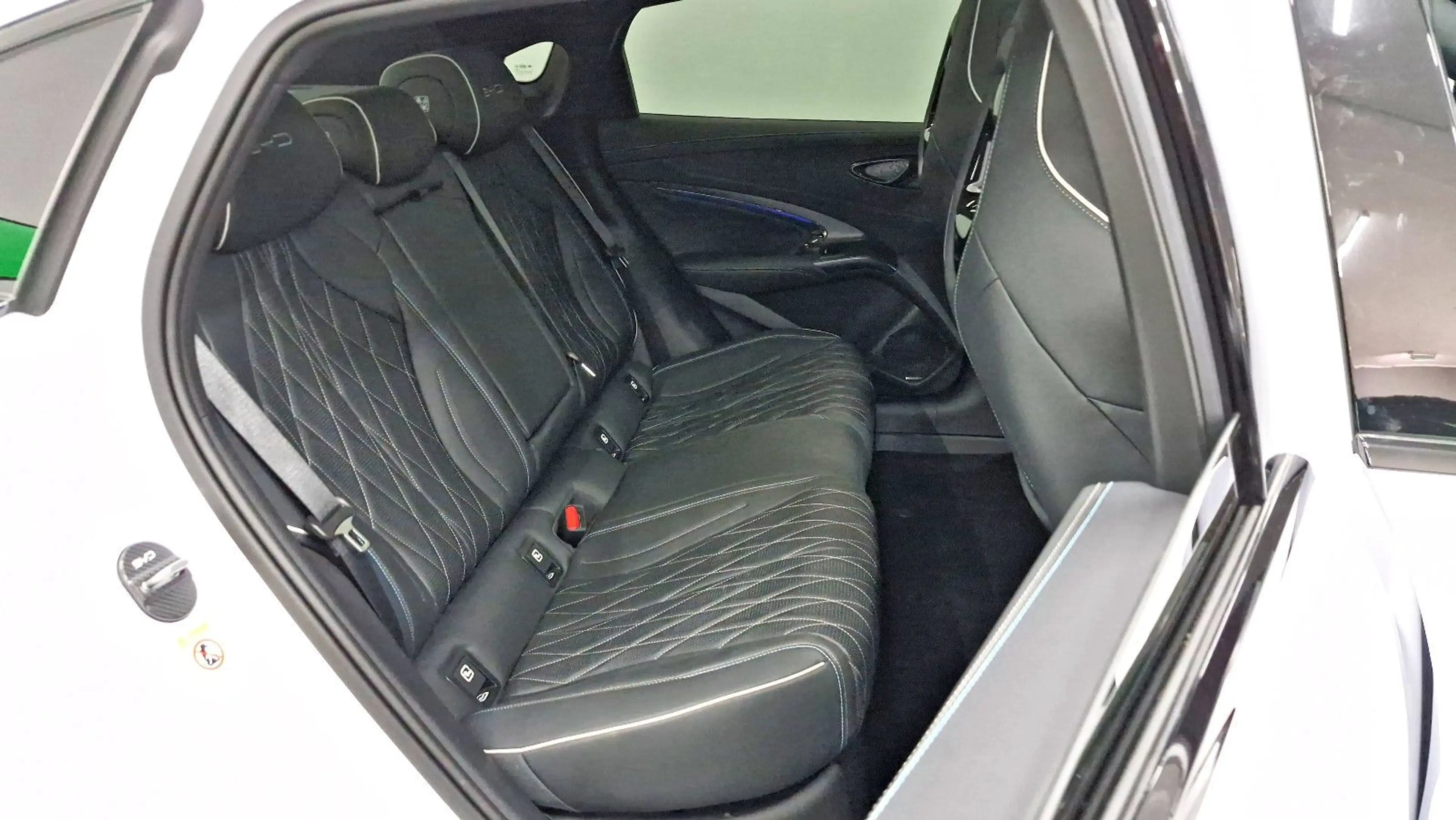 BYD Seal Seal 390 kW AWD Excellence / HUD / Pano. — photo 12