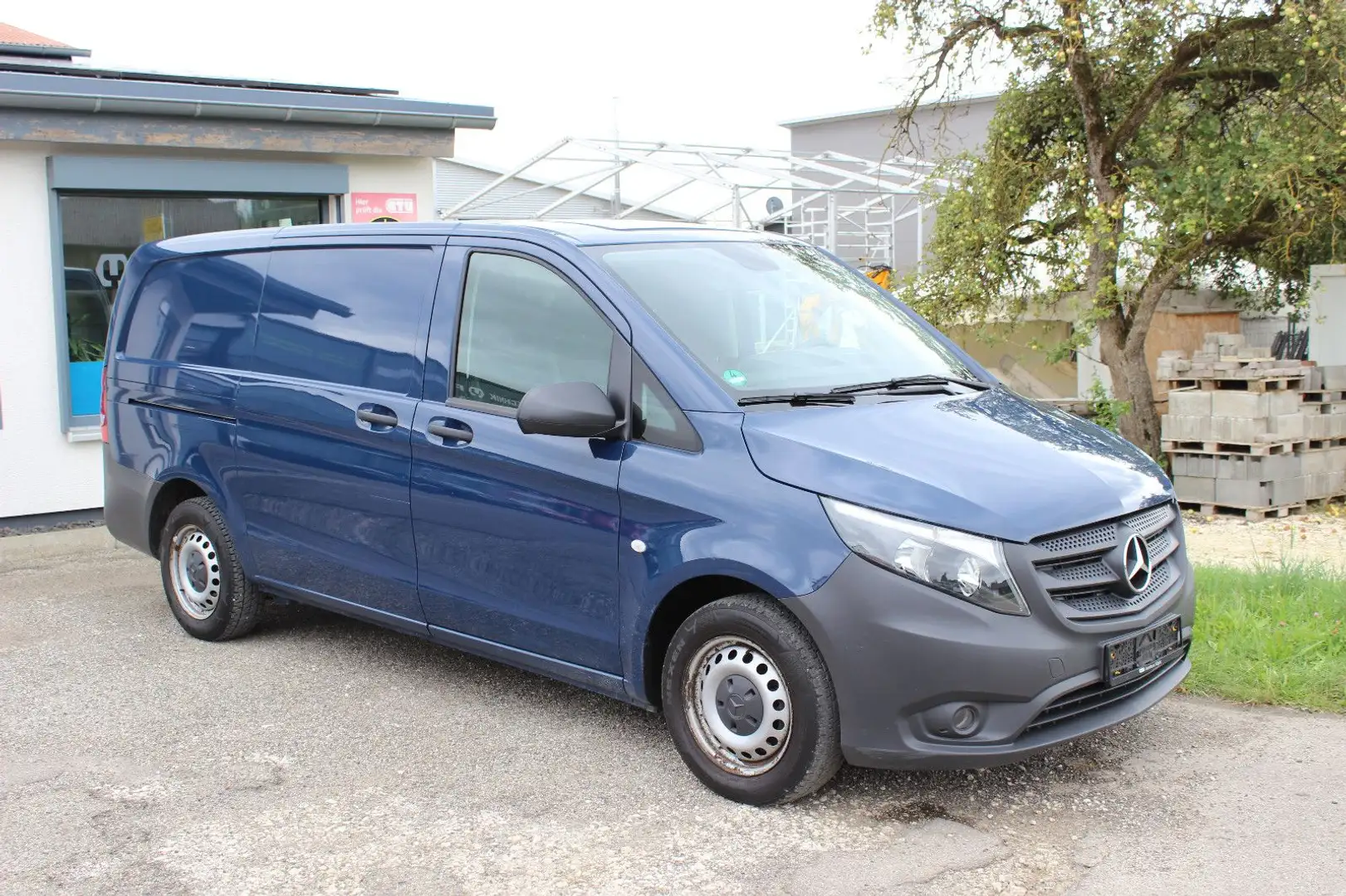 Mercedes-Benz Vito Kasten 110 CDI PR. FWD l. 3Sitz St.Hz. B2B Bleu - 1