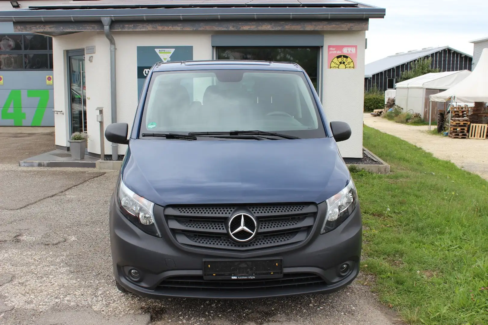 Mercedes-Benz Vito Kasten 110 CDI PR. FWD l. 3Sitz St.Hz. B2B Bleu - 2