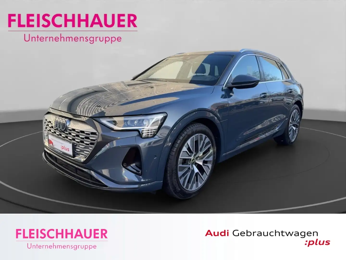 Audi Q8 e-tron 55 qu. advanced Matrix+AHK+Pano+Navi+21''+VC+HUD Albastru - 1