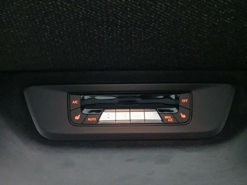 BMW X7 xDr. 40dA Pano 6Sitzer ACC Park+ HuD Standh. — photo 9