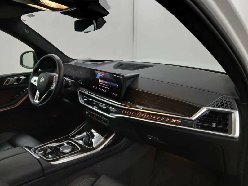 BMW X7 xDr. 40dA Pano 6Sitzer ACC Park+ HuD Standh. — photo 5