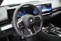 BMW 520 5-serie 520i M Sport Automaat / Parking Assistant Zwart - thumbnail 10